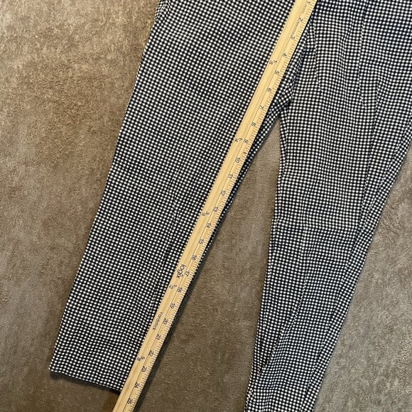 Old Navy Pants Womens 6 Pixie Mid Rise Gingham Plaid Black White Ankle Preppy - Picture 7 of 7